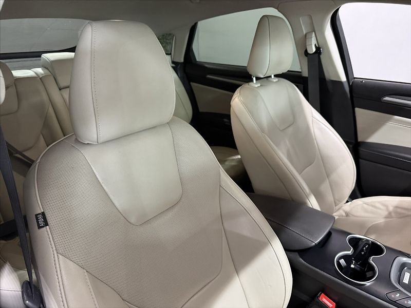 Ford Mondeo 1,5   ECOBOOST TITANIUM TOP - fotka 29 z 44