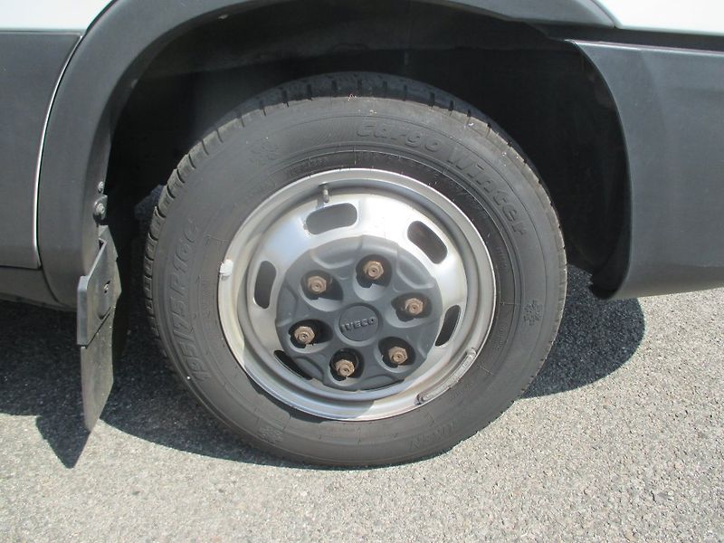 Iveco Daily 35C16 , 2,3l, 8 palet, HČ - fotka 20 z 21