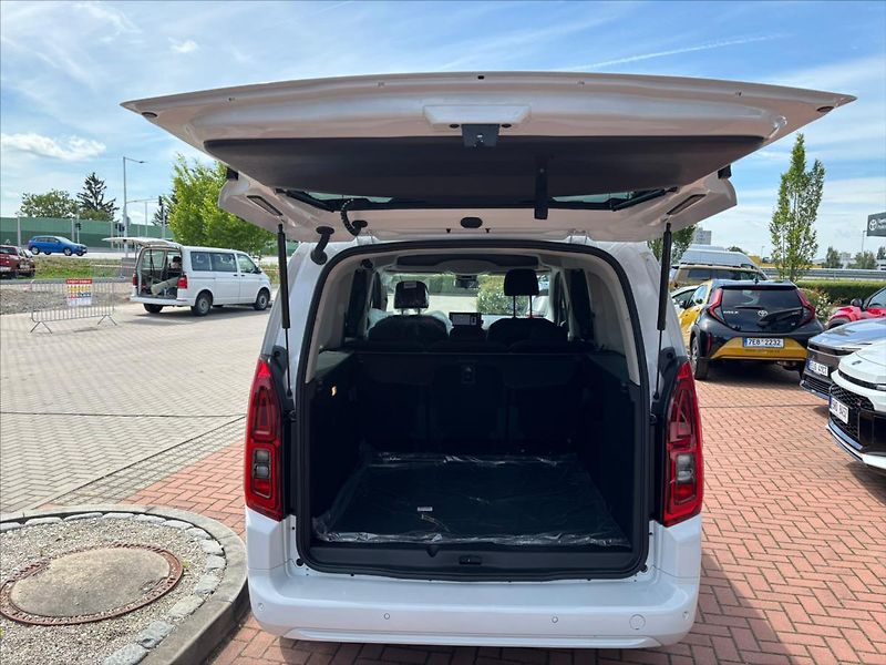 Toyota ProAce City Verso (2026) 1,5   Family 5S - fotka 7 z 8