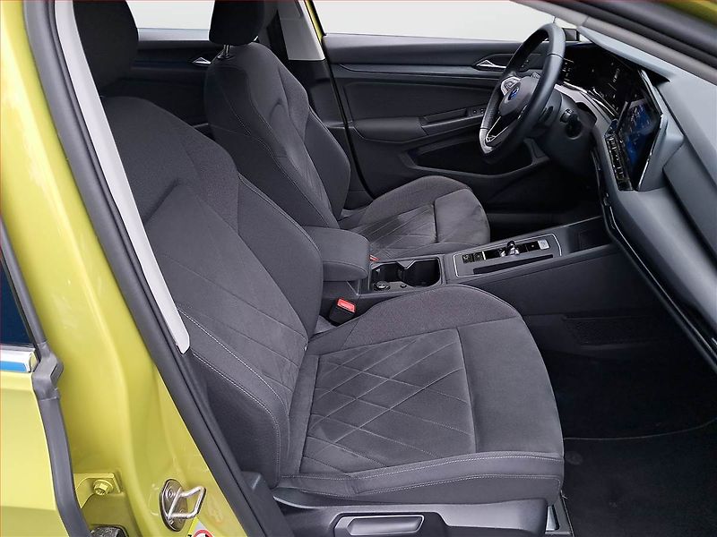 Volkswagen Golf (2021) Style 1.5 eTSI - fotka 9 z 20