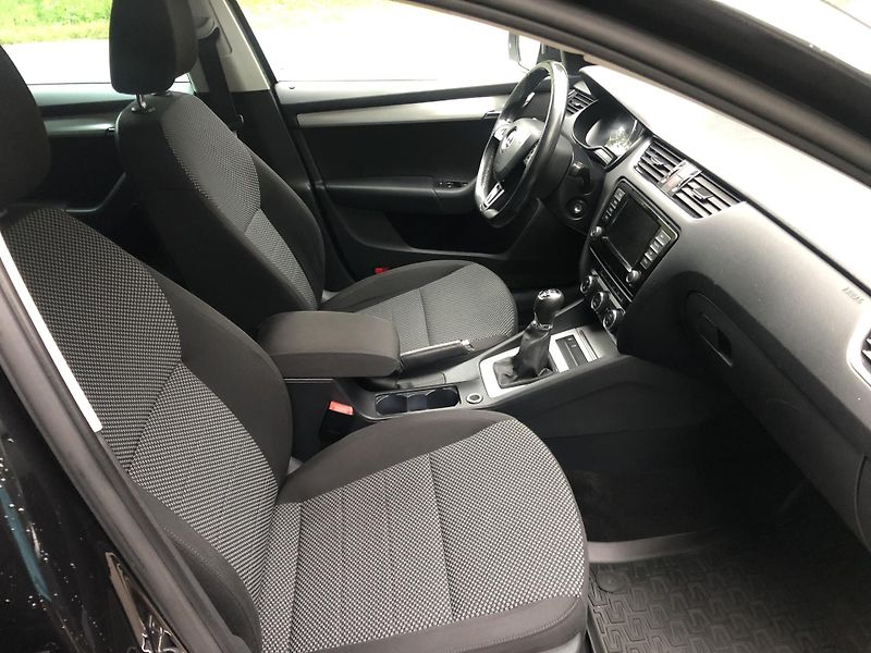 Škoda Octavia (2016) 1.4 TSI 110 KW NAVI ALU 17  - fotka 14 z 17