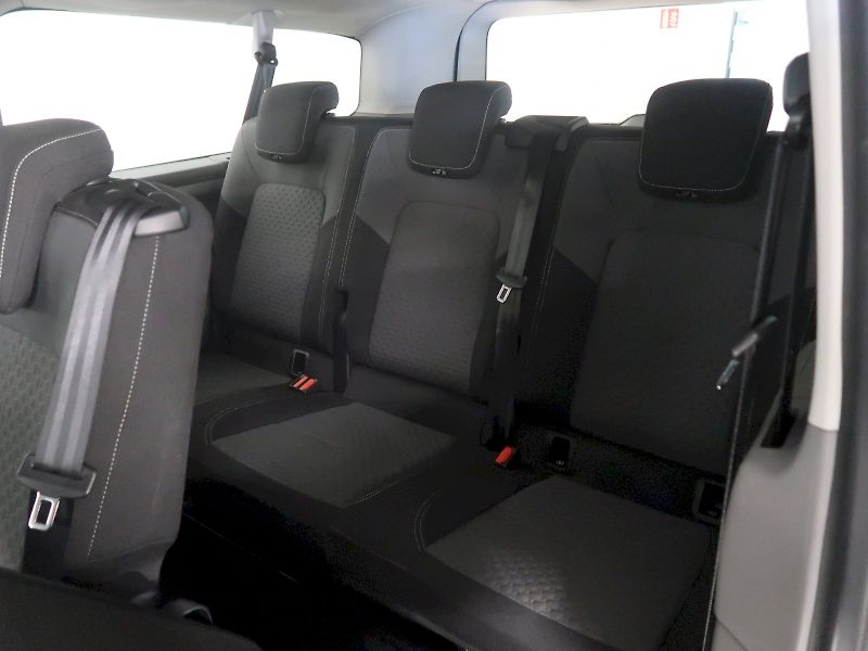 Volkswagen Caravelle (2025) LIFE 2.0TDI 110KW 8MÍST - fotka 16 z 31