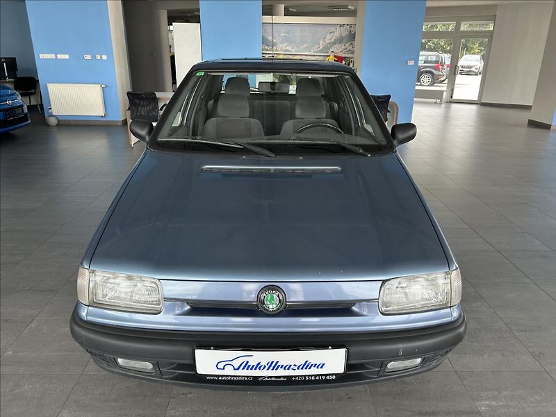 Škoda Felicia 1,3   PŮVOD ČR,60.000KM,TAŽNÉ - fotka 2 z 22