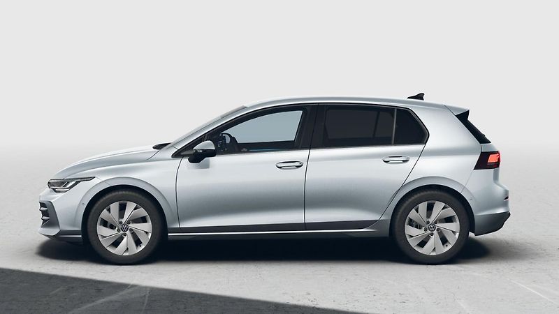 Volkswagen Golf People 1,5 eTSI 85 kW 7DSG mHE - fotka 2 z 7