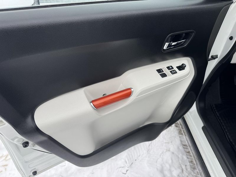 Suzuki Ignis 1,2DualJet 4x4 - fotka 6 z 15