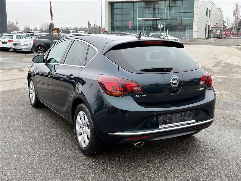 Opel Astra 1,4 iT 103kW,Xenon,Navi,Výhřev - fotka 32 z 32