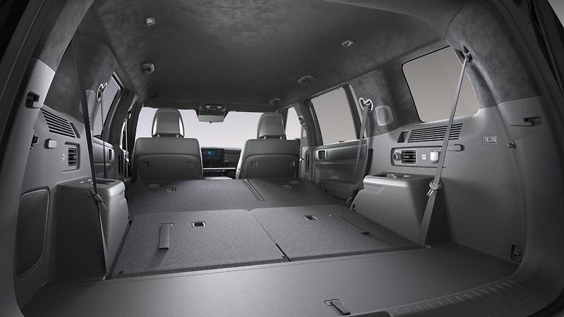 Hyundai Santa Fe (2026) 1,6 1,6 TGDI PHEV 4×4 CALLIGRA - fotka 6 z 6