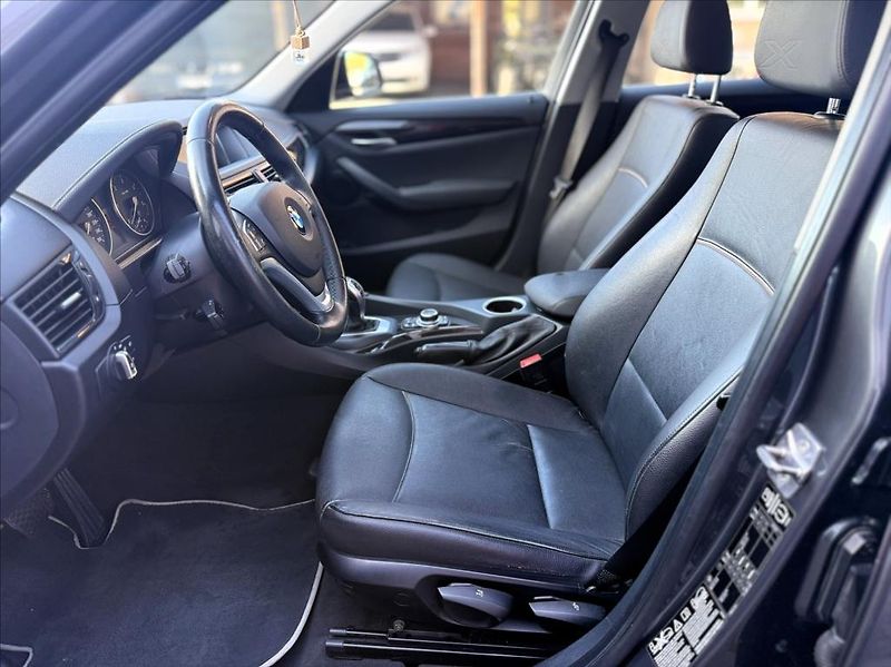 BMW X1 2,0 20d xDrive NAVI XENON - fotka 15 z 37