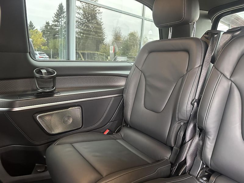 Mercedes-Benz Třídy V (2024) 300d 174kW 4M AMG LONG NT K360 - fotka 52 z 58