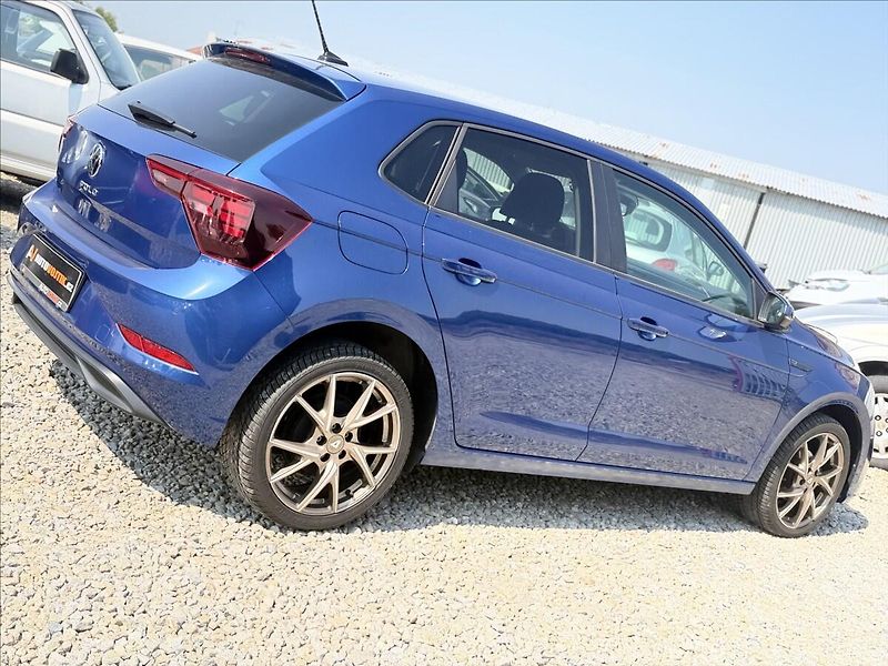Volkswagen Polo 70kW FACE VIRTUAL 15tKm - fotka 6 z 31