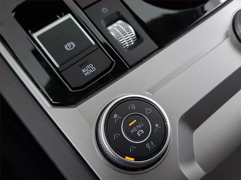 Volkswagen Touareg (2020) 3.0 TDI - fotka 16 z 24