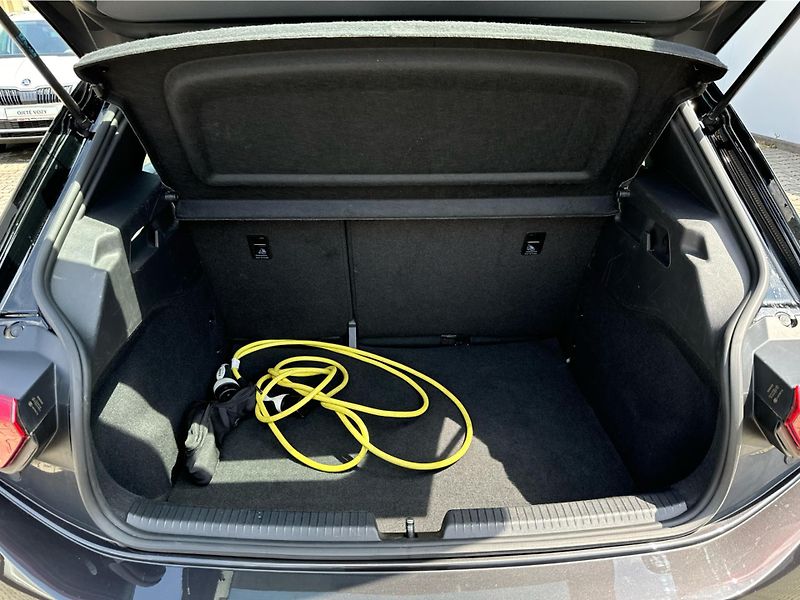 Volkswagen ID.3 150kW ProPerform.58kWh SoH 85% - fotka 19 z 22