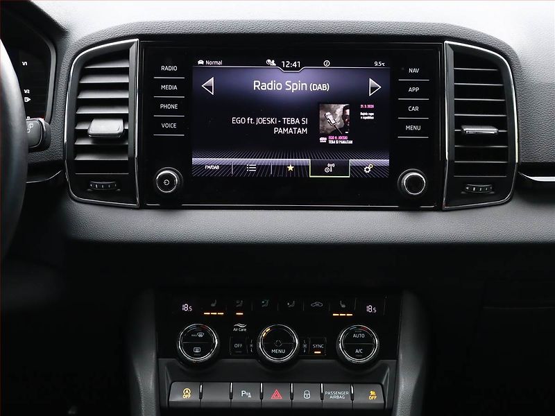 Škoda Karoq (2022) 2.0 TDI - fotka 10 z 20