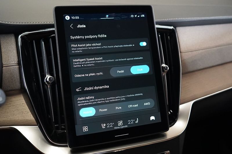 Volvo XC90 T8 PLUS Bright, Vzduch, 360° - fotka 35 z 50
