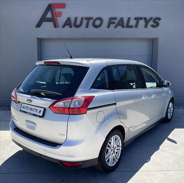 Ford Grand C-MAX 1,6 i 110KW TITANIUM 7.MÍST - fotka 3 z 25