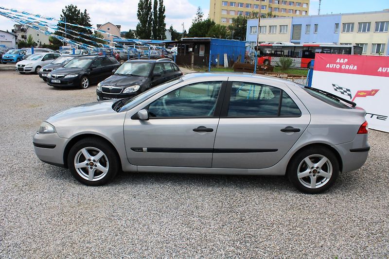 Renault Laguna (2007) 1,9DCI 96KW KLIMA EL.OKNA ALU - fotka 4 z 16