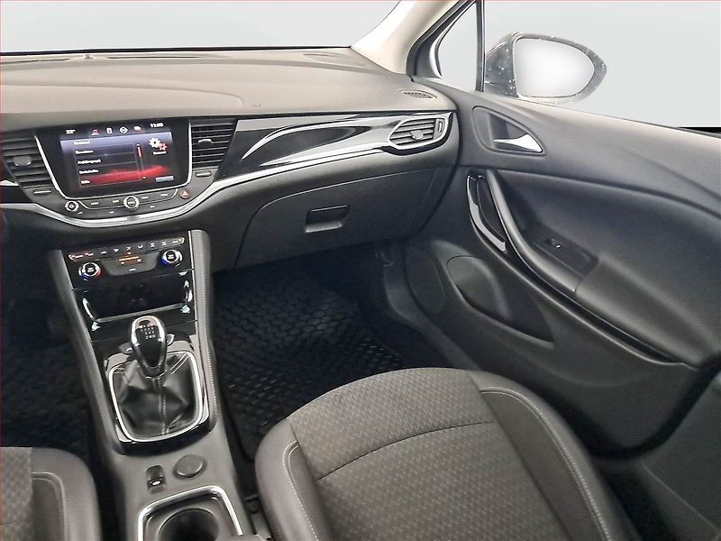 Opel Astra (2017) Innovation 1.6 CDTI - fotka 8 z 17
