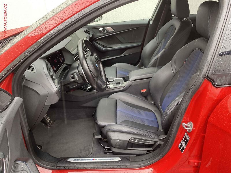BMW Řada 2 (2022) 2.0 T 220i, ČR, AT. LED, navi - fotka 9 z 21