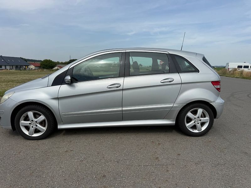 Mercedes-Benz Třídy B - fotka 2 z 16