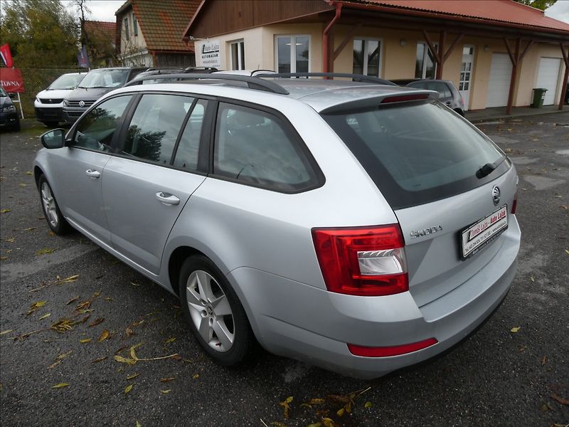 Škoda Octavia 1,4 TSi 110kW DSG, 2x Alu kola - fotka 7 z 42