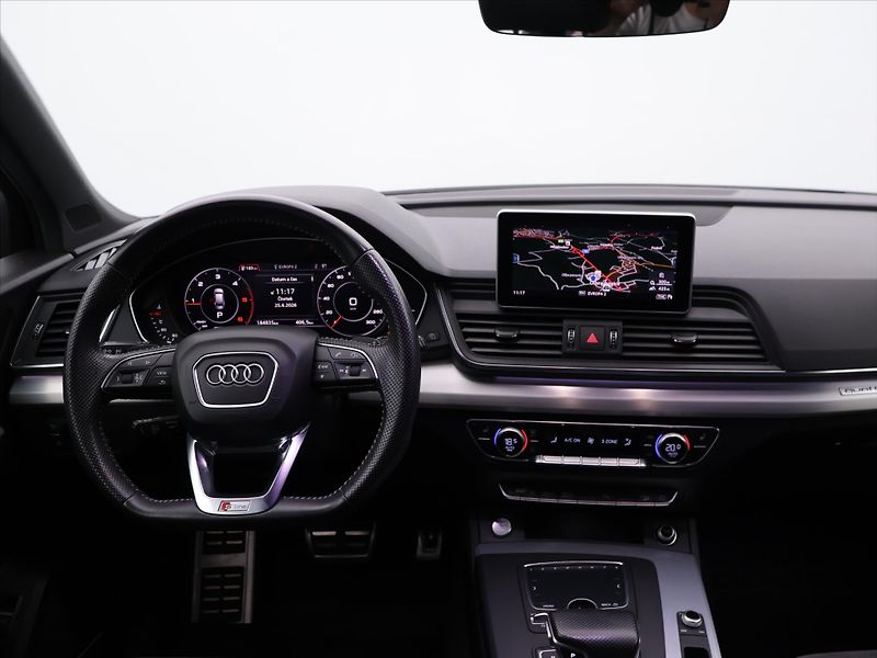 Audi Q5 2,0 TDI 140kW 4X4 Tažné CZ LED - fotka 24 z 31