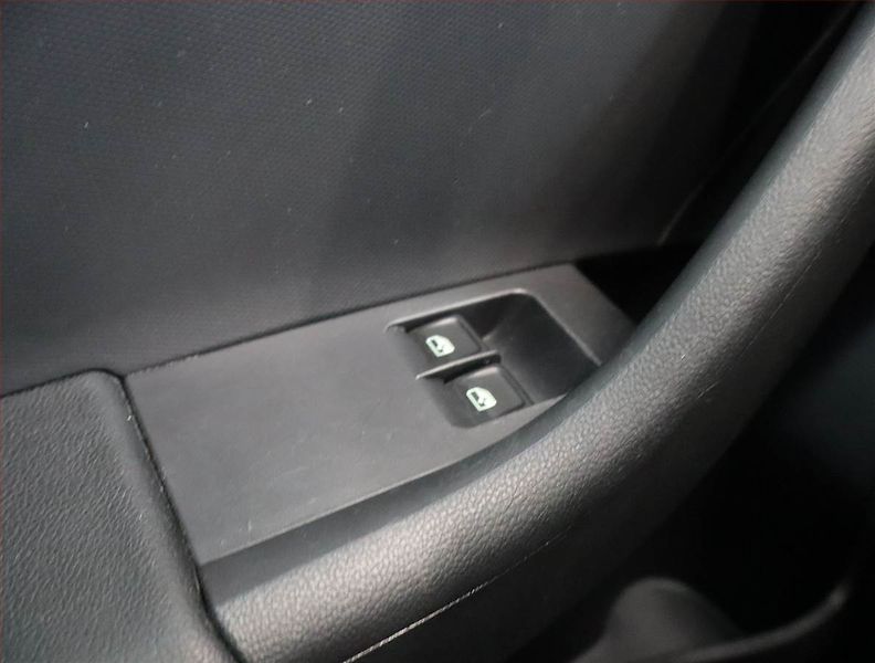 Škoda Rapid (2016) Spaceback 1.2 TSI - fotka 21 z 21