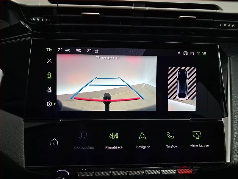Peugeot 408 (2024) 1.2 PureTech - fotka 19 z 21