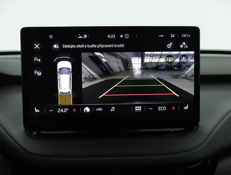 Škoda Enyaq (2023) Sportline 60 (62 kWh), SoH 93% - fotka 15 z 21