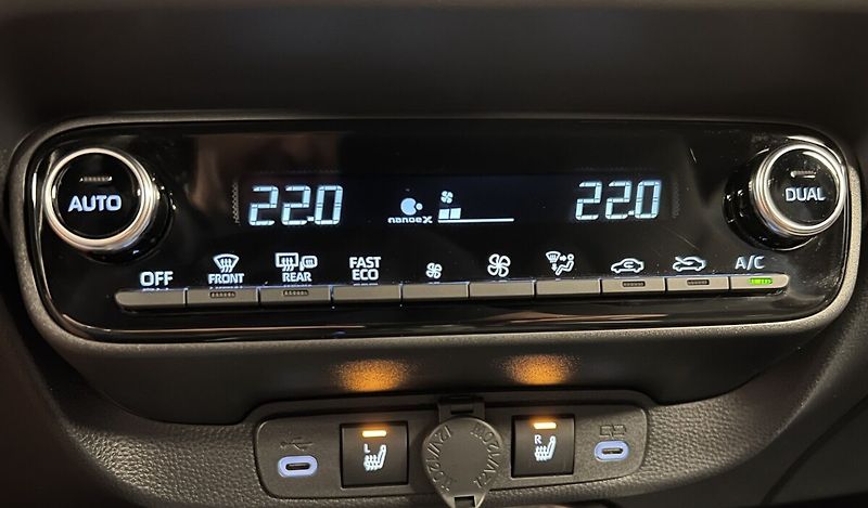 Toyota Aygo 1,5 Hybrid AT GR Sport - fotka 7 z 16