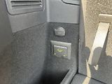 Volkswagen Touran (2015) 2.0 TDI se. knížka 7 míst - náhled 17