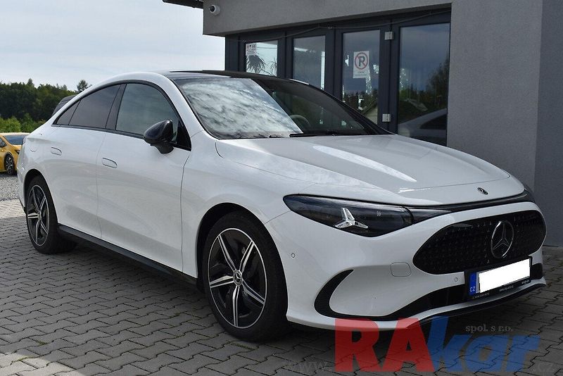 Mercedes-Benz CLA 350 EQ 4matic, Premium+/5let z - fotografie inzerátu
