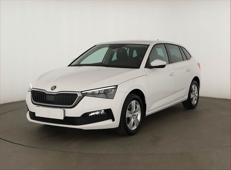 Škoda Scala (2021) Style 1.0 TSI, Automat, ČR - fotka 2 z 16