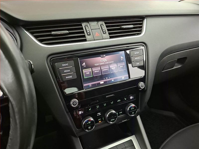 Škoda Octavia (2019) 1.4 TSI, Serv.kniha, Tempomat - fotka 12 z 18