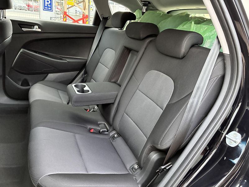 Hyundai Tucson 1.6GDi 97kW KLIMA ,1 MAJITEL - fotka 12 z 24