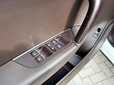 Volkswagen Touareg 3.0TDI V6 DSG 4x4 VZDUCH - náhled 11