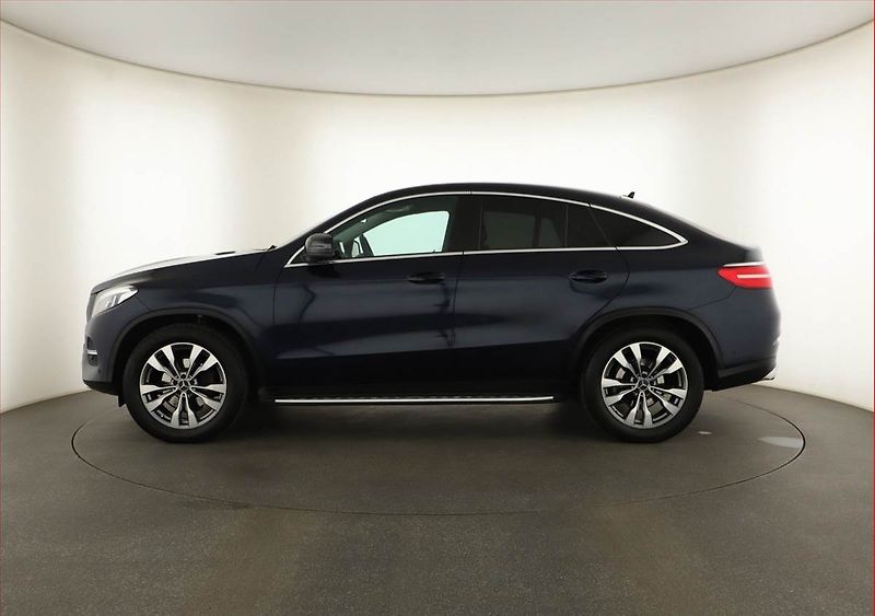 Mercedes-Benz GLE (2016) AMG line 350 d 4MATIC - fotka 3 z 20