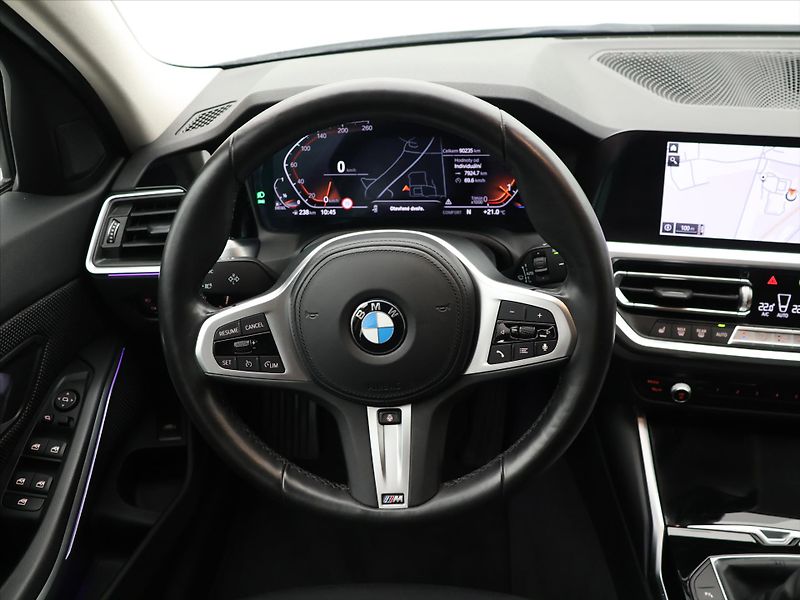 BMW Řada 3 Touring 2,0 320d 140kW CZ DPH - fotka 18 z 35