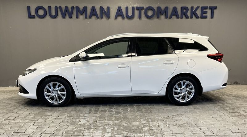 Toyota Auris Valvematic Touring Sports Acti - fotka 3 z 16