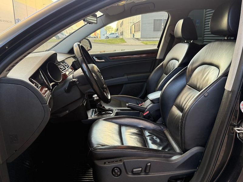 Škoda Superb (2009) - fotka 14 z 46