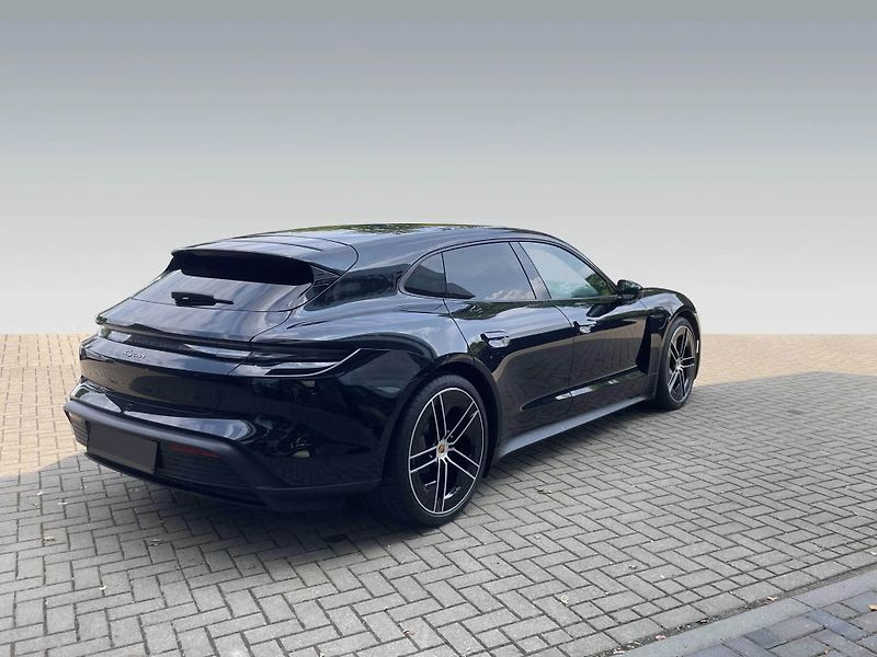 Porsche Taycan Sport Turismo HuD Pano InnoDri - fotka 6 z 26