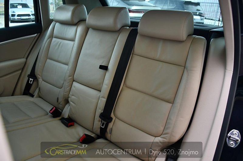 Volkswagen Tiguan 2.0TDi 103kW PANO TAŽNÉ - fotka 21 z 54