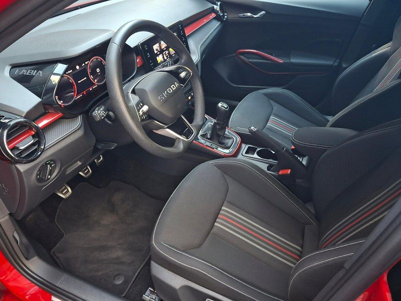 Škoda Fabia (2025) Monte Carlo 1,0TSi 85kW - fotka 6 z 34