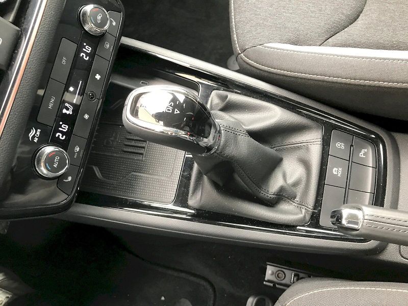 Škoda Kamiq (2024) SELEC TSI 110/1.5 A7F - fotka 22 z 25