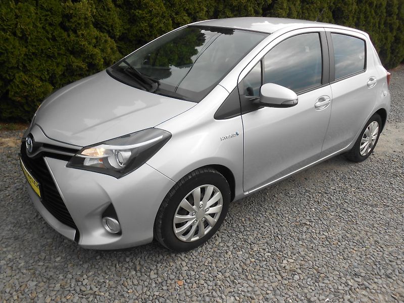 Toyota Yaris 1.5VVTiHybrid,NAVI,KAMERA,AUT - fotka 3 z 39