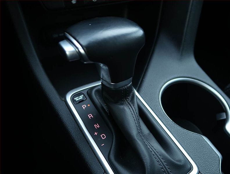 Kia Sportage (2018) 1.6 T-GDI, 4X4, Automat, ČR - fotka 13 z 22