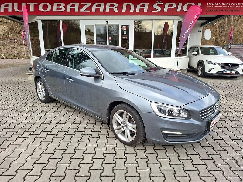 Volvo S60 (2017) 2.0 D4 147kW AUT -NOVÉ V ČR - fotka 2 z 42