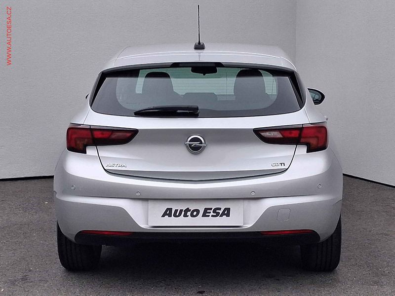 Opel Astra (2017) 1.6CTDI, ČR, servis.kniha - fotka 5 z 17