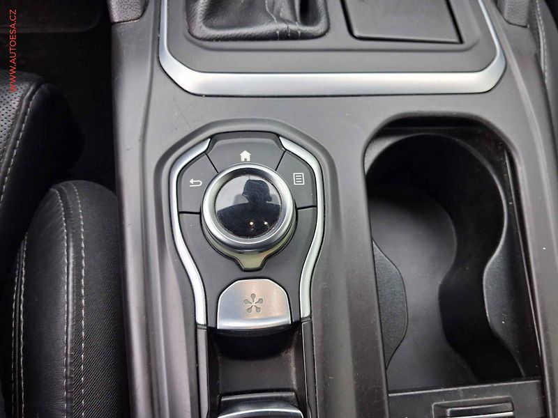 Renault Talisman (2017) 1.6 dCi 4Control, Initiale - fotka 15 z 19