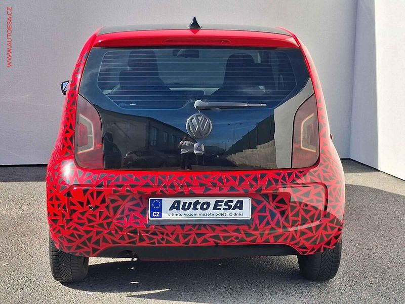 Volkswagen up! (2012) 1.0 MPi, AC, park.asist - fotka 5 z 15