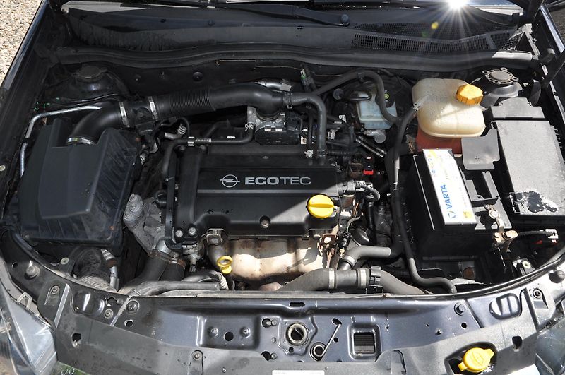 Opel Astra 1.4i 66kW KOMBI - fotka 9 z 14